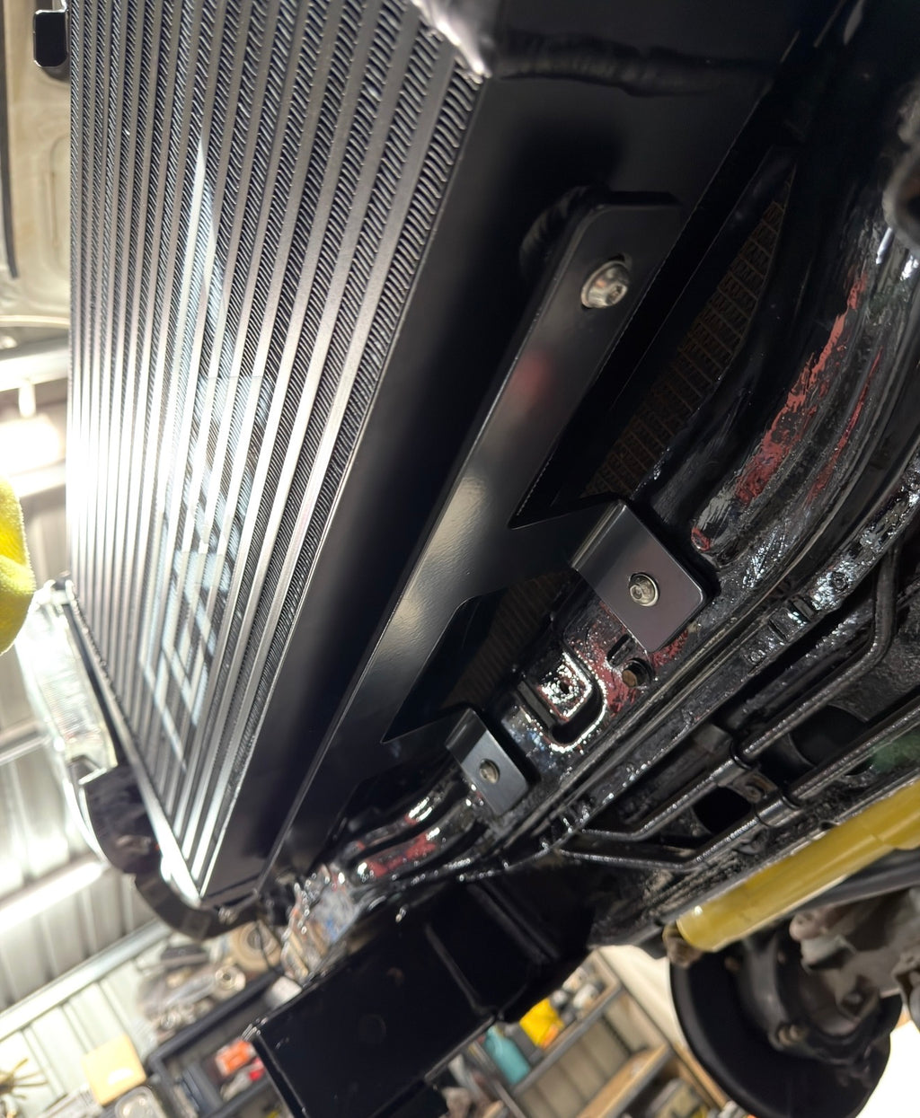 80 Series Intercooler Bracket